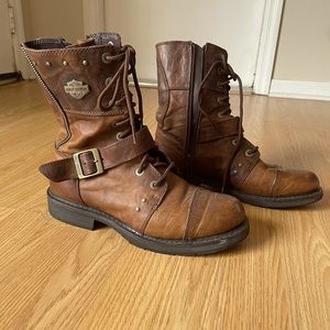 Size 9.5 Harley Davison riding boots